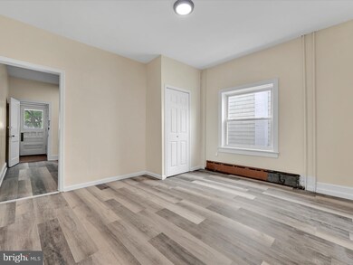 122 W Hancock St, Saint Clair, PA 17970 - photo 7