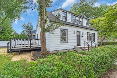 132 Garfield Place, Maplewood, NJ 07040 - photo 5