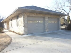 Two new garage door openers Summer 2016 - very spa