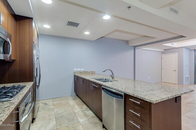 Granite, gas cooktop