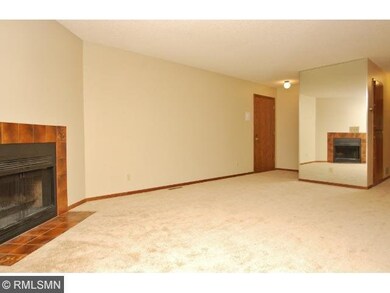 12161 12161 Grouse St NW, Coon Rapids, MN 55448 - photo 5