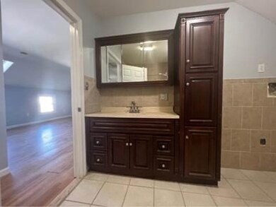 692 Plymouth Ave unit 3, Fall River, MA 02721 - photo 5