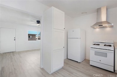 1917 W Myrtle St, Santa Ana, CA 92703 - photo 3