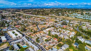 818 Viva Ct, Solana Beach, CA 92075 - photo 6