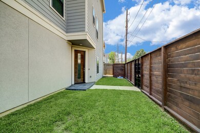 3832 Brinkman St, Houston, TX 77018 - photo 7