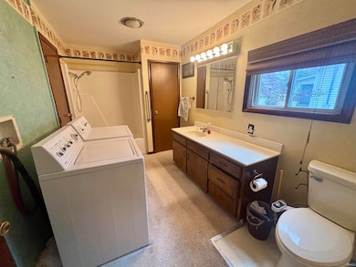 200 E Berry St, Middlebury, IN 46540 - photo 6