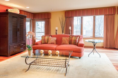 5530 Blue Spruce Ln, Kalamazoo, MI 49009 - photo 4