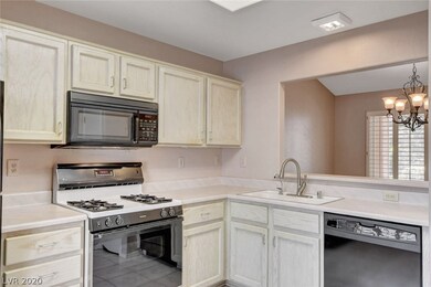 Eat in kitchen
