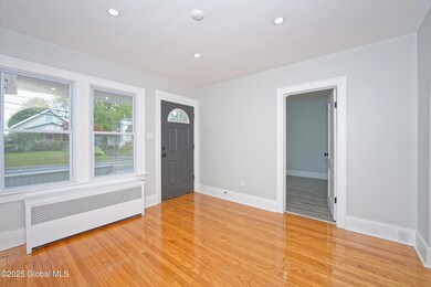 1 Livingroom 1