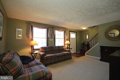 8068 Steeple Chase Ct, Springfield, VA 22153 - photo 6