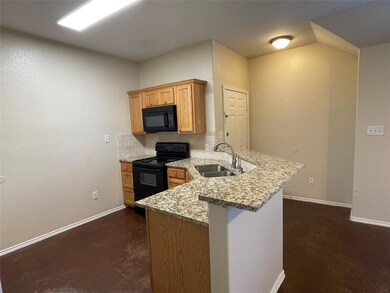 111 Sunburst Ct unit 111-117, Weatherford, TX 76087 - photo 5