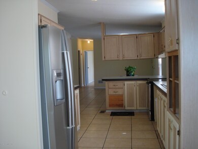 Kitchen (2)