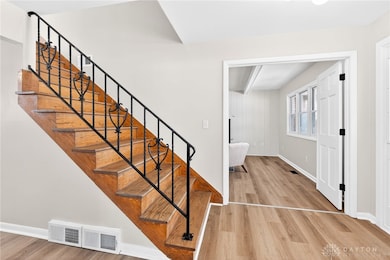 2440 E Possum Rd, Springfield, OH 45502 - photo 4