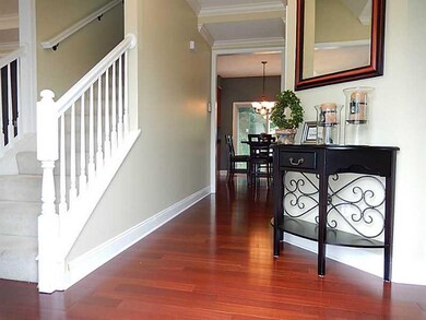 Entry/Foyer.