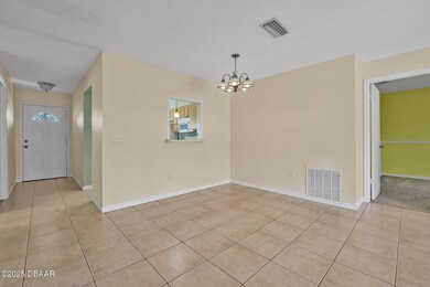 DINIG ROOM