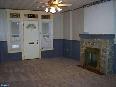 109 Amity St, Reading, PA 19601 - photo 4