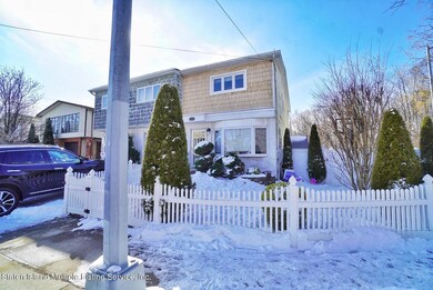 224 Bishop St, Staten Island, NY 10306 - photo 3