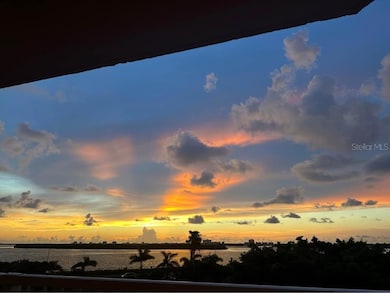 7430 Sunshine Skyway Ln S unit 501, Saint Petersburg, FL 33711 - photo 7