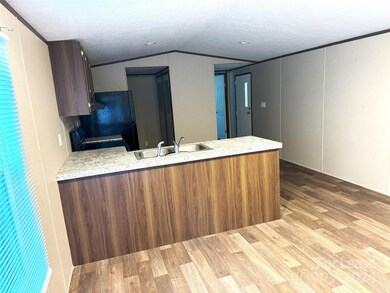 Living/Kitchen Area