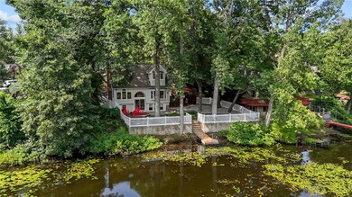 8 Totem Pole Trail, Smithfield, RI 02917 - photo 3