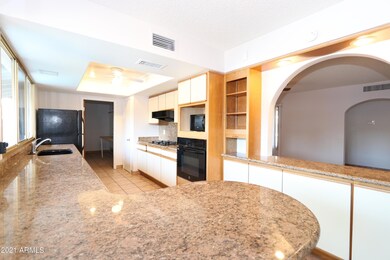 1910 E Manhatton Dr, Tempe, AZ 85282 - photo 5