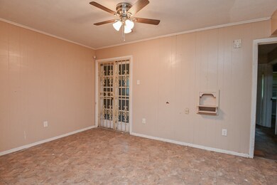 10542 Cheeves Dr, Houston, TX 77016 - photo 6