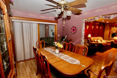 45 Merokee Place, Farmingdale, NY 11735 - photo 4