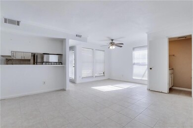 11414 Benttree Cir unit 11414, Oklahoma City, OK 73120 - photo 7