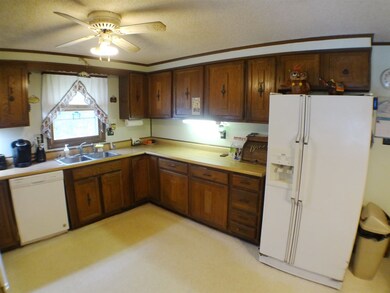 1437 Mount Eustis Rd, Littleton, NH 03561 - photo 2