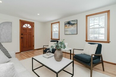 790 Bernhard Rd, Columbus, OH 43213 - photo 5