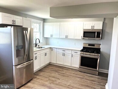 19 N Dudley St, Camden, NJ 08105 - photo 7