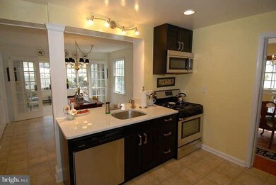2809 N Jefferson St, Arlington, VA 22207 - photo 4