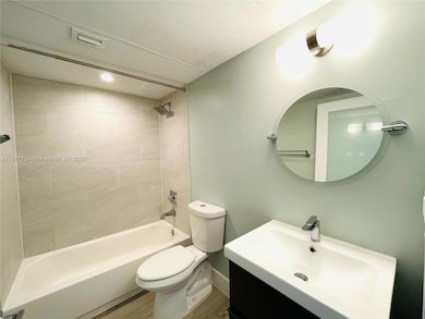 1100 10th St unit 6, Miami Beach, FL 33139 - photo 4