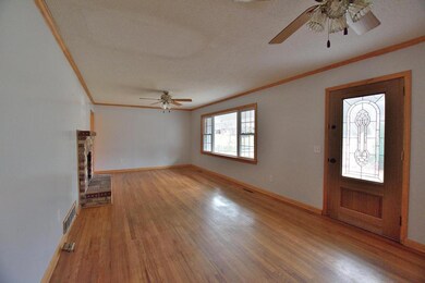 409 Holloway St, Walhalla, SC 29691 - photo 5