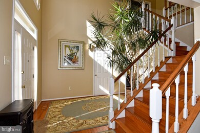 909 Cypress Point Cir, Bowie, MD 20721 - photo 2