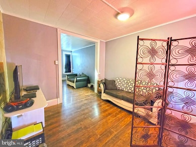 321 S 17th St, Reading, PA 19602 - photo 2