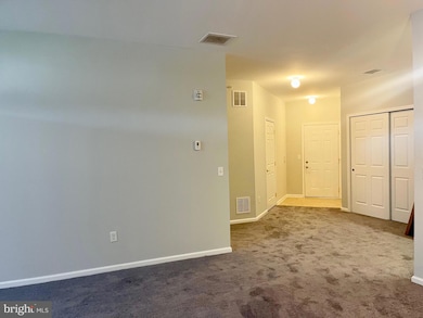 632 Timberlake Dr, Ewing, NJ 08618 - photo 3