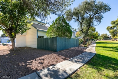 4026 Great Plains Way, Las Vegas, NV 89121 - photo 6