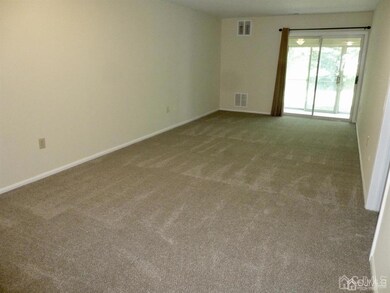 224 Yorkshire Ct, Old Bridge, NJ 08857 - photo 6