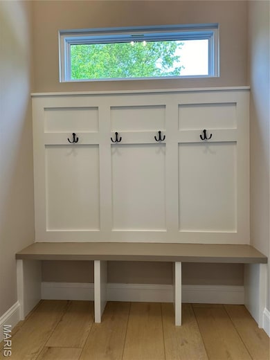 8737 Magdalen Ave, Brentwood, MO 63144 - photo 5