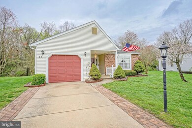 23 Pinecrest Dr, Woodbury, NJ 08096 - photo 2