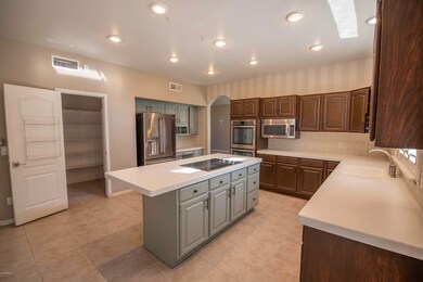 07 Kitchen