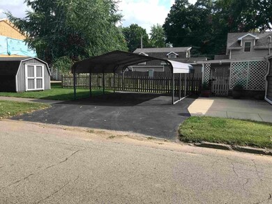 422 6th St, Covington, IN 47932 - photo 4