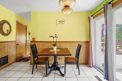 815 Red Coach Ln, Algonquin, IL 60102 - photo 5