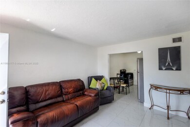 2651 NW 13th St unit 43, Miami, FL 33125 - photo 4