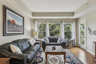 Well-maintained unit with neutral colors