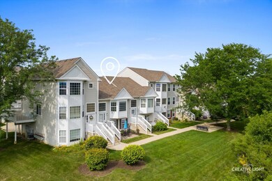 812 Hidden Creek Ln unit 436, North Aurora, IL 60542 - photo 2