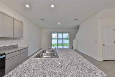 233 Mangrove Shade Cir, Apollo Beach, FL 33572 - photo 3