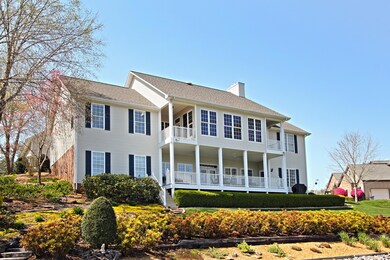 02_Rear View of Home