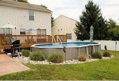 404 Kilarney Way, Royersford, PA 19468 - photo 4